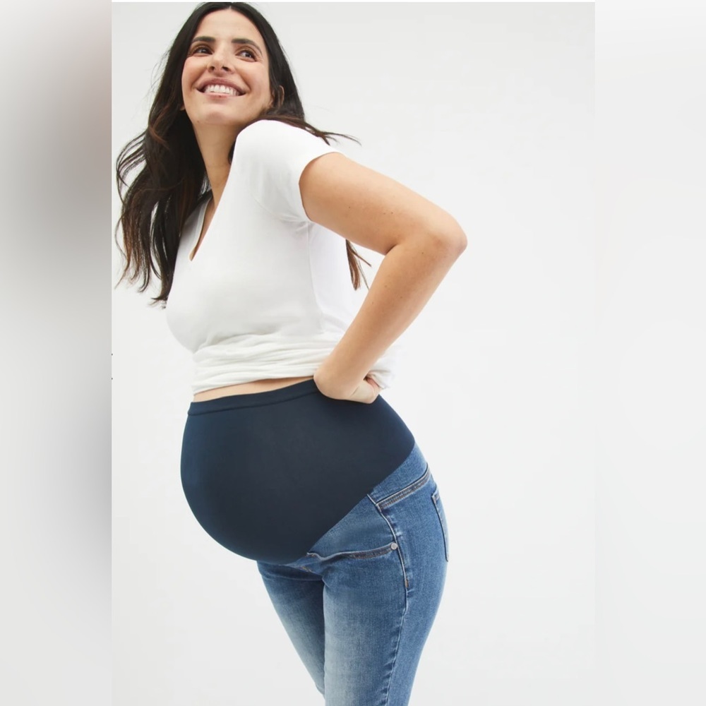 FREE Motherhood Maternity Secret Fit Belly Capri Jeans Size Small